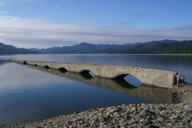 タウシュベツ川橋梁のいまの画像