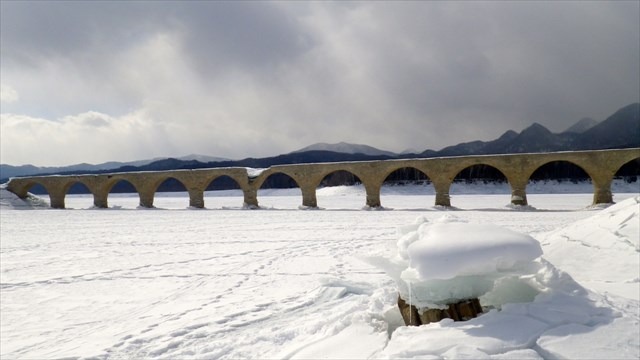 タウシュベツ川橋梁のいまの画像
