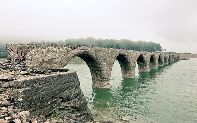 タウシュベツ川橋梁のいまの画像