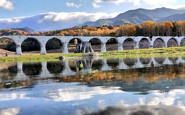 タウシュベツ川橋梁のいまの画像