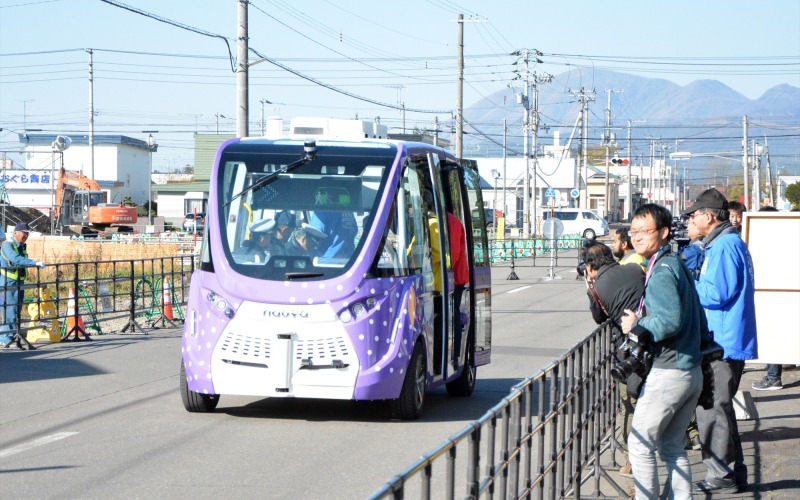 自動運転バス実証実験